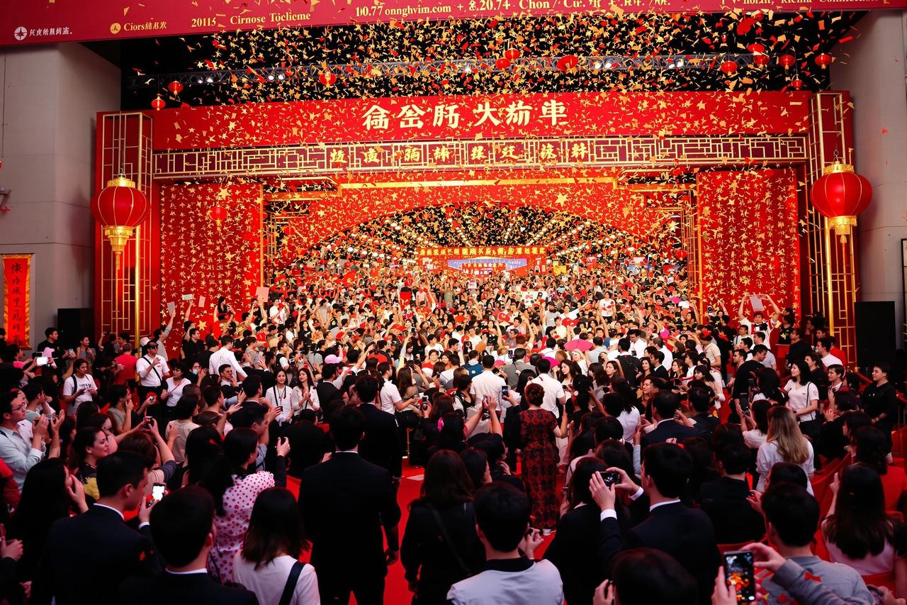 电影播放器《星辰大海》票房突破30亿，创华语科幻新纪录